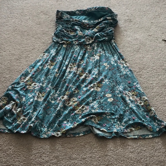 Summer strapless dress. Size medium. - Picture 2 of 2